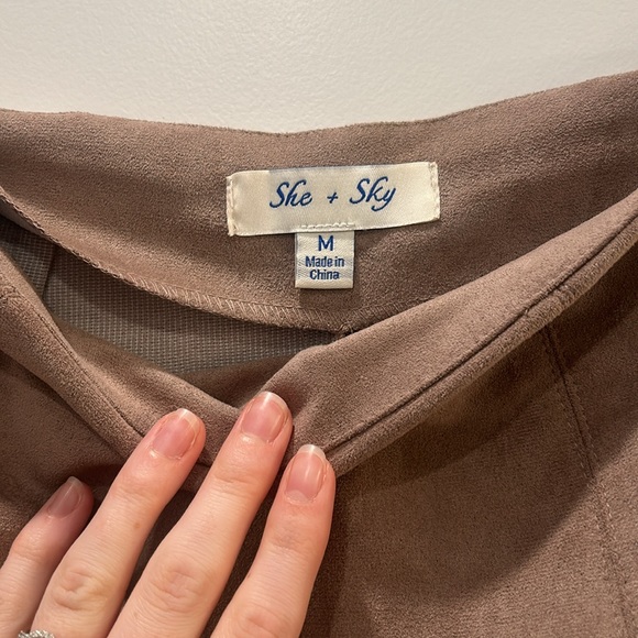 Mini skirt suede. Very soft! - Picture 3 of 7